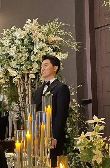 정신없던 결혼식이 호로록 지나갔다. 끝나고 이것저것 반납하고 집에 가니 저녁때였다. 바로 끝난 기념으로 낙곱새를 시켜 먹고 잤다. 다음날에 부랴부랴 짐을 챙겨서 인천공항으로 떠났다. 