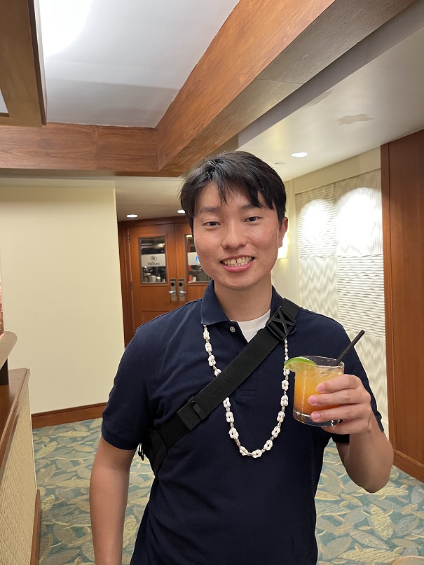 힐튼에서 마술 공연도 보고